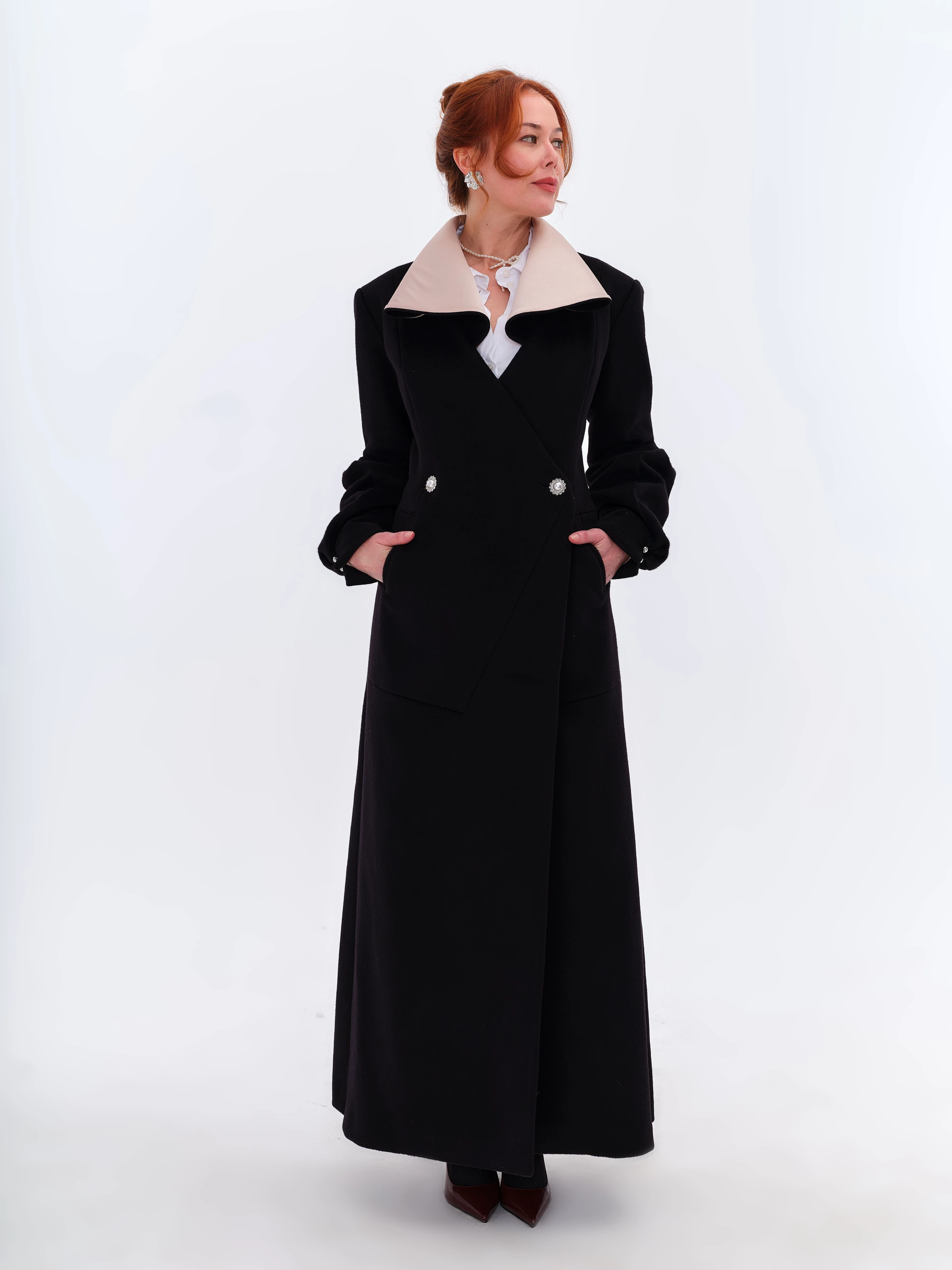 The DAY Coat — cashmere — black / silk — Petal Pink